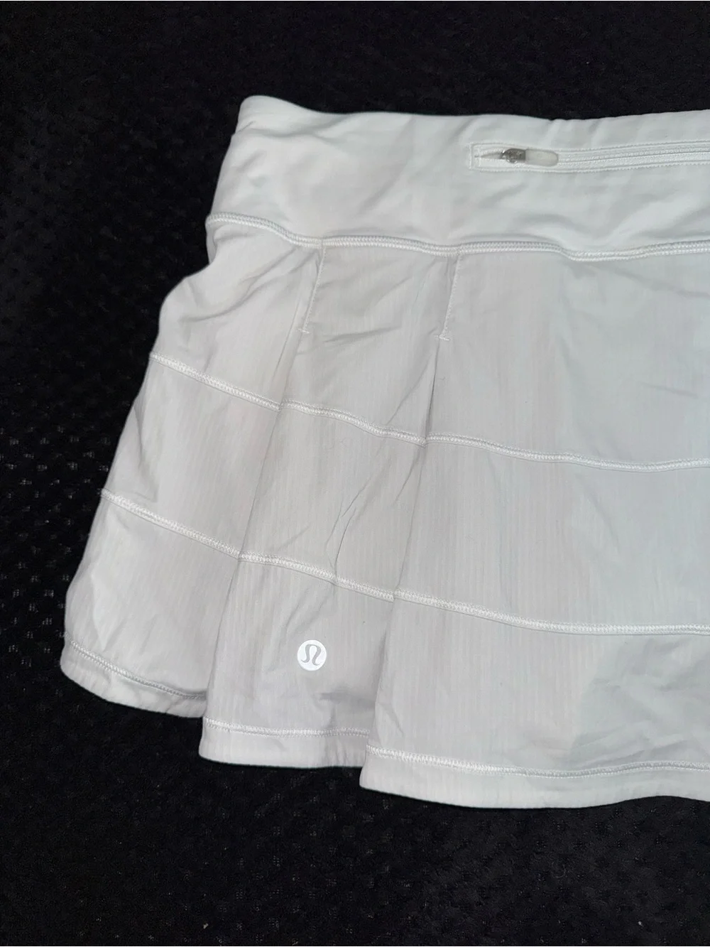 Lululemon Pace Rival Skirt II Regular Wildcats Logo Stretch White Size 6